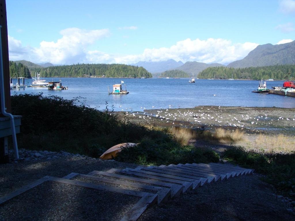 Apartmán Waterfront View Of The Inlet, Short Walk To Town Tofino Exteriér fotografie